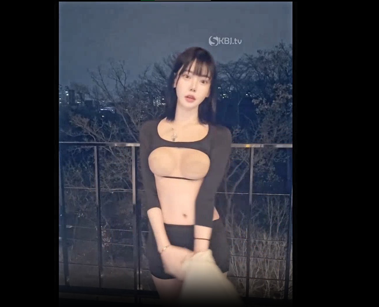 기룡이 팬트리 야노 섹스영상
