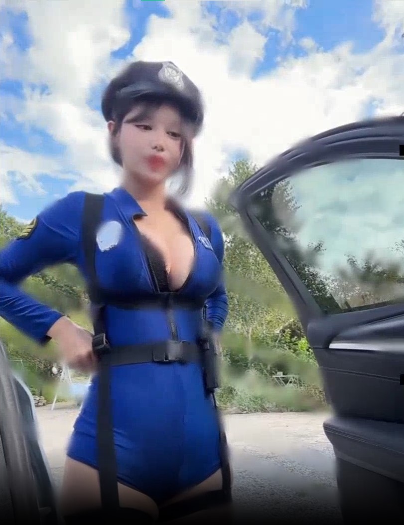 단속에 걸렸는데 너무 예쁜 경찰누나가 찾아왔다