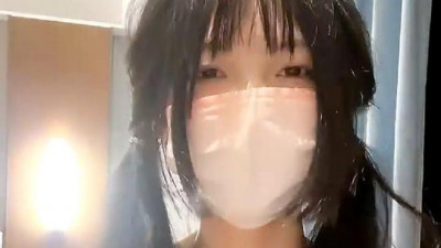 레드걸[서양야동] 착한 선생님 조니 싱스는 귀여운 여학생을 마구잡이로 놀려 그녀의 얼굴에 쏘았습니다.