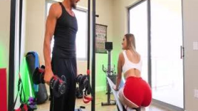 레드걸[서양야동] Big Booty Fitness Trainer Kenzie Madison And Her New Client